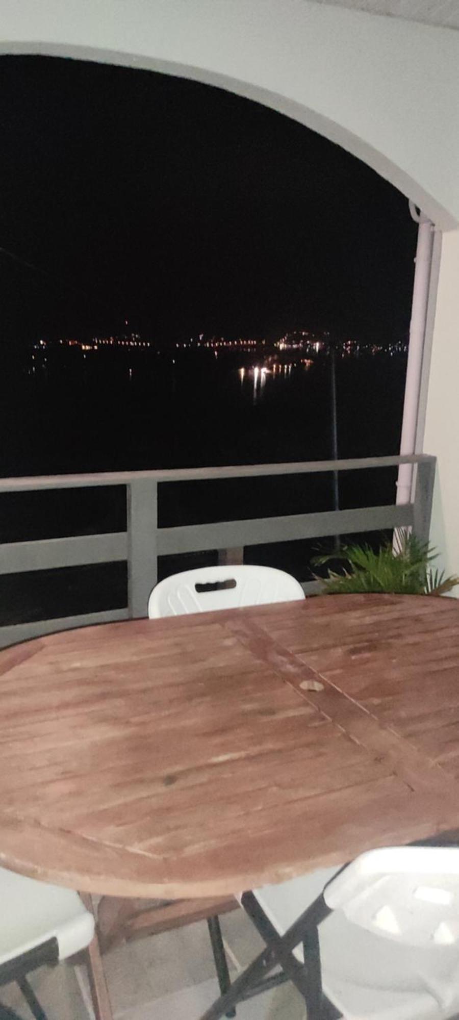 "Au Magnifique Vue " Villa Le Marin Bagian luar foto